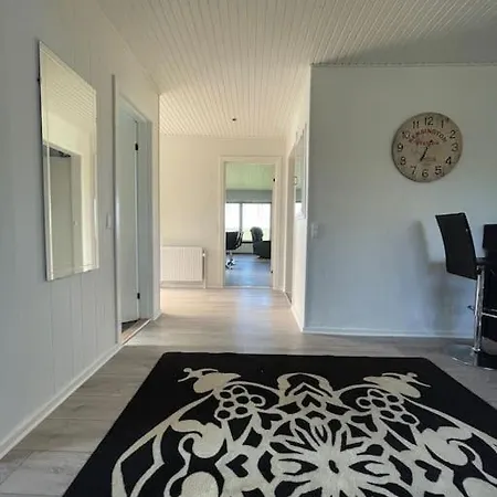 Villa I Lille Lokalsamfund *