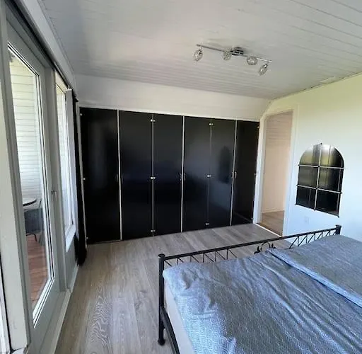 I Lille Lokalsamfund Villa *
