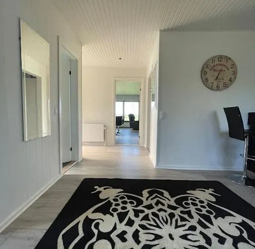 Villa I Lille Lokalsamfund *